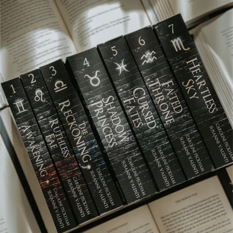 Full Set Zodiac Academy (Books 1-7)