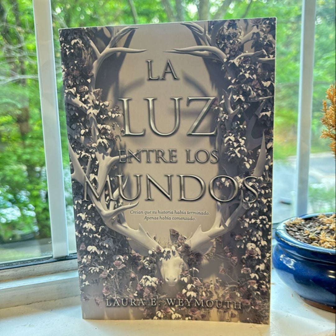 La Luz Entre Los Mundos