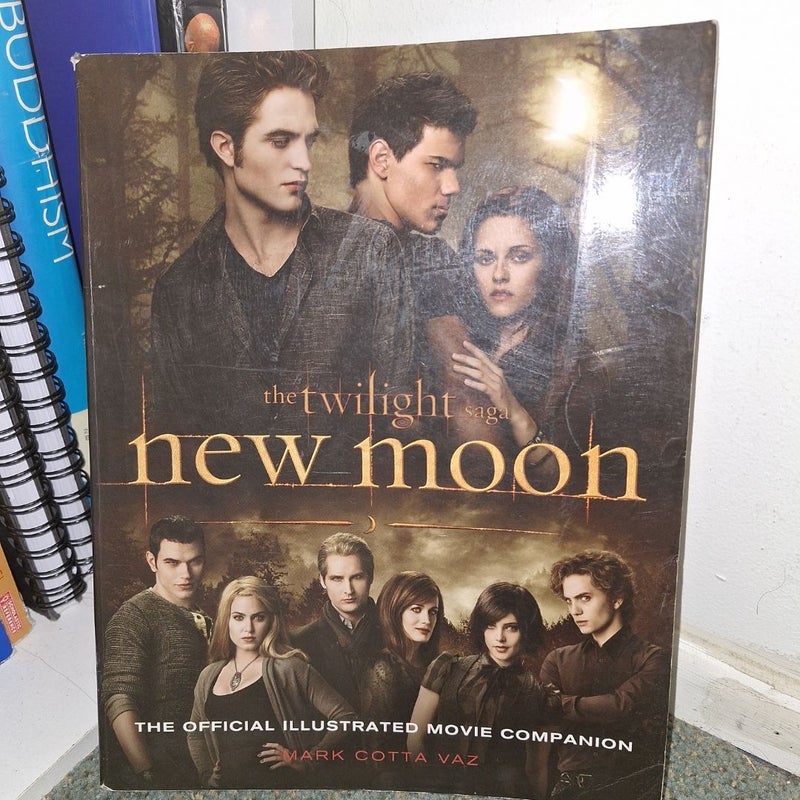 New Moon: the Official Illustrated Movie Companion