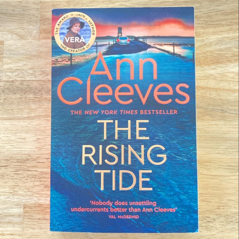 The Rising Tide: a Vera Stanhope Novel 10