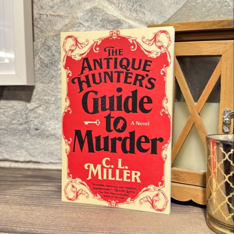 The Antique Hunter's Guide to Murder