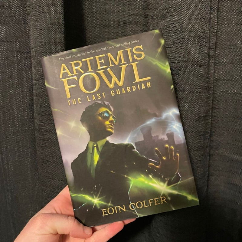 Artemis Fowl, Book 8 the Last Guardian (8)