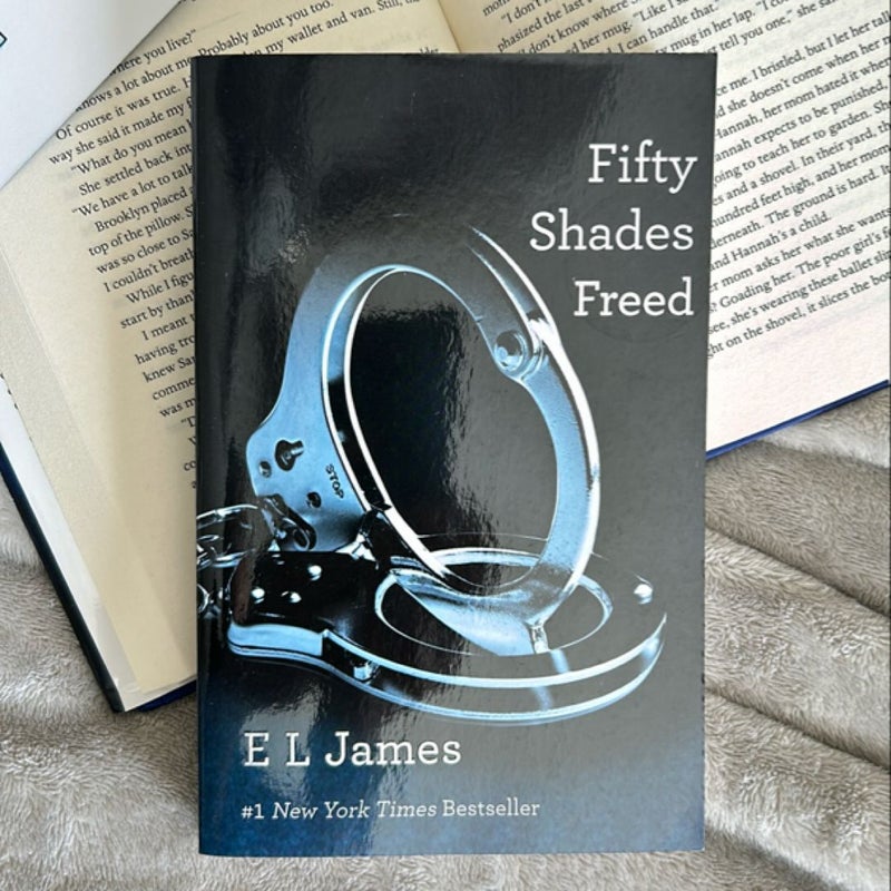 Fifty Shades of Grey Bundle 