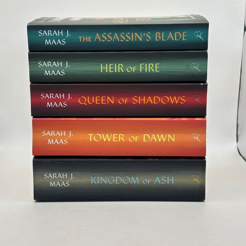 5 A Throne of Glass Novels 
