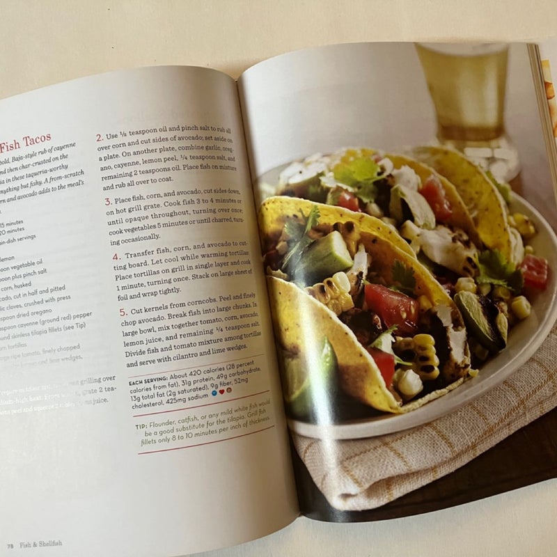 Good Housekeeping Light & Healthy Cooking