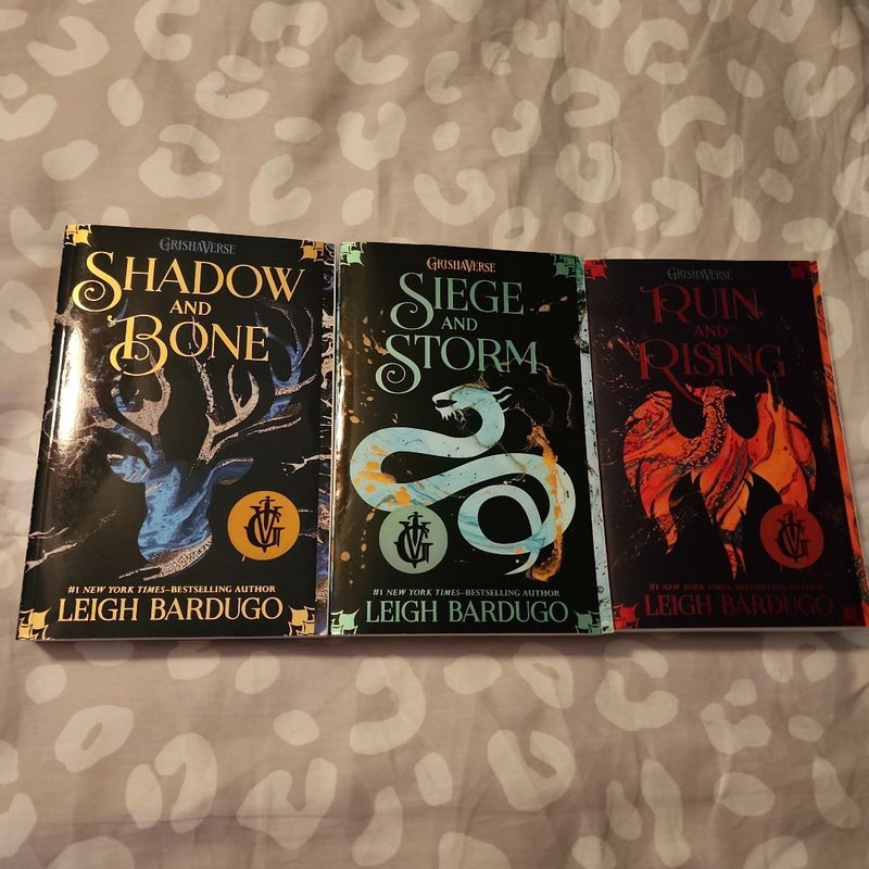 Shadow and Bone Trilogy With GrishaVerse Cover Stickers!