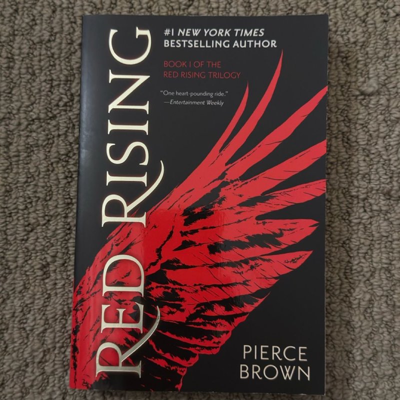 Red Rising by Pierce Brown, Paperback | Pangobooks