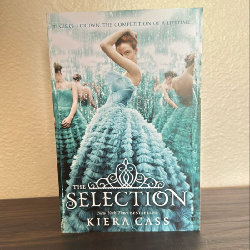 The Selection Complete Series & Novellas