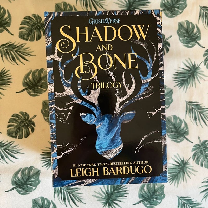 The Shadow and Bone Trilogy Boxed Set