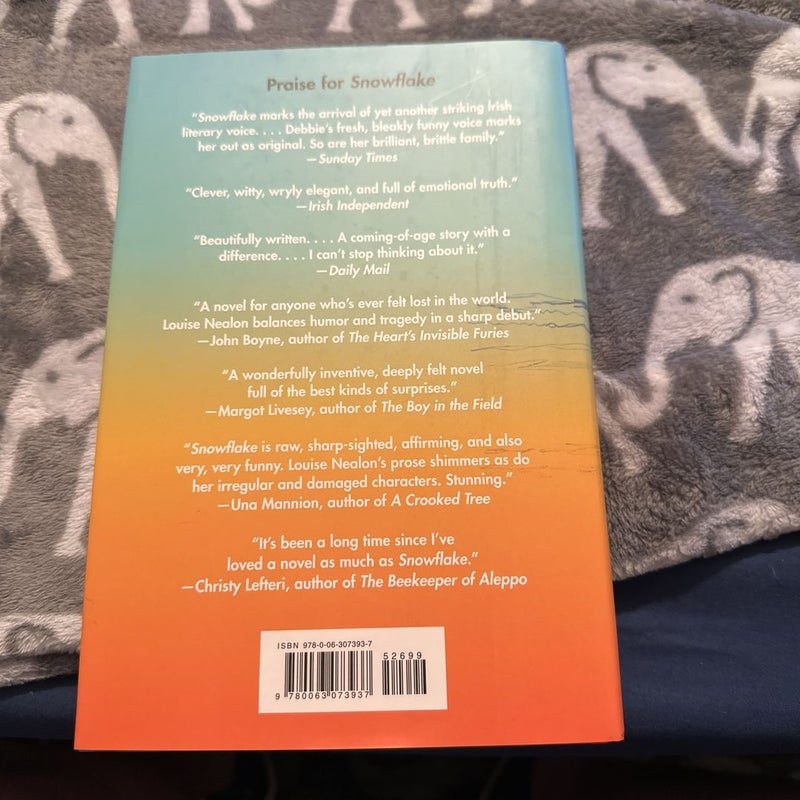 (First US Edition) Snowflake