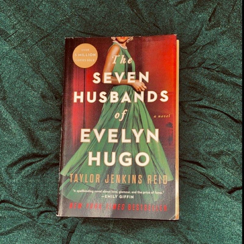 The Seven Husbands of Evelyn Hugo