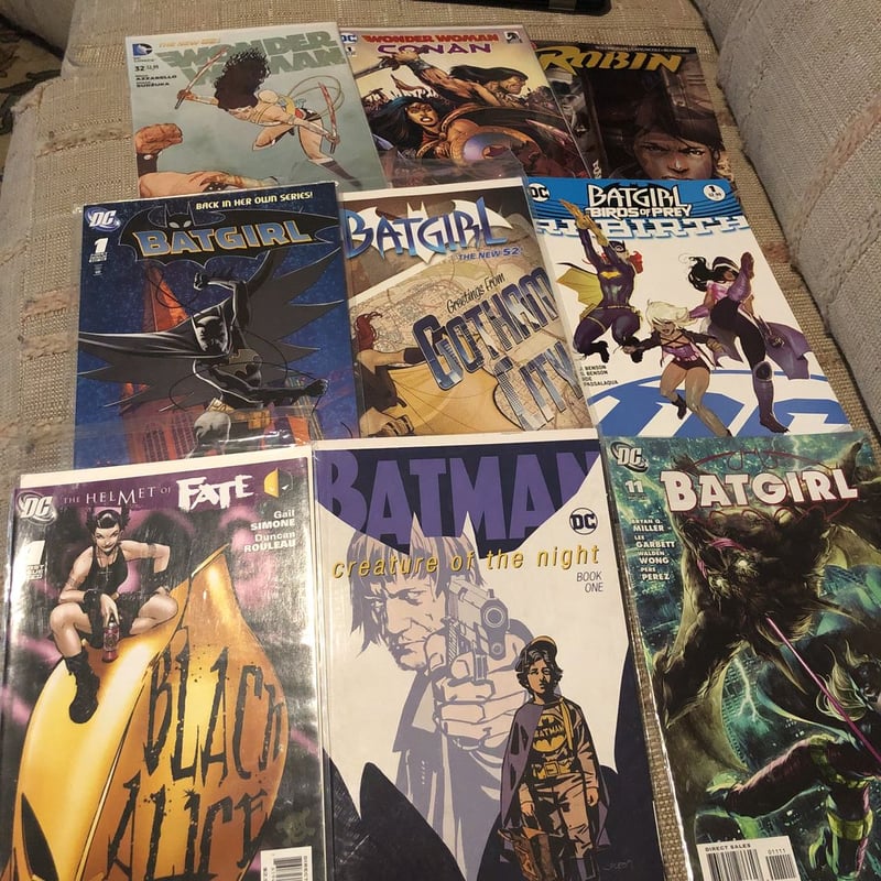 Dc comic lot by Dc , Paperback | Pangobooks
