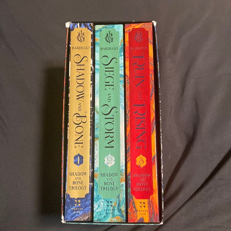 The Shadow and Bone Trilogy Boxed Set