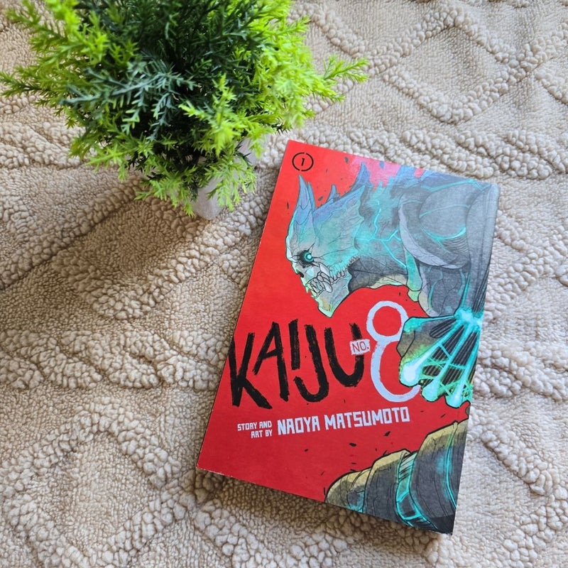 Kaiju No. 8, Vol. 1