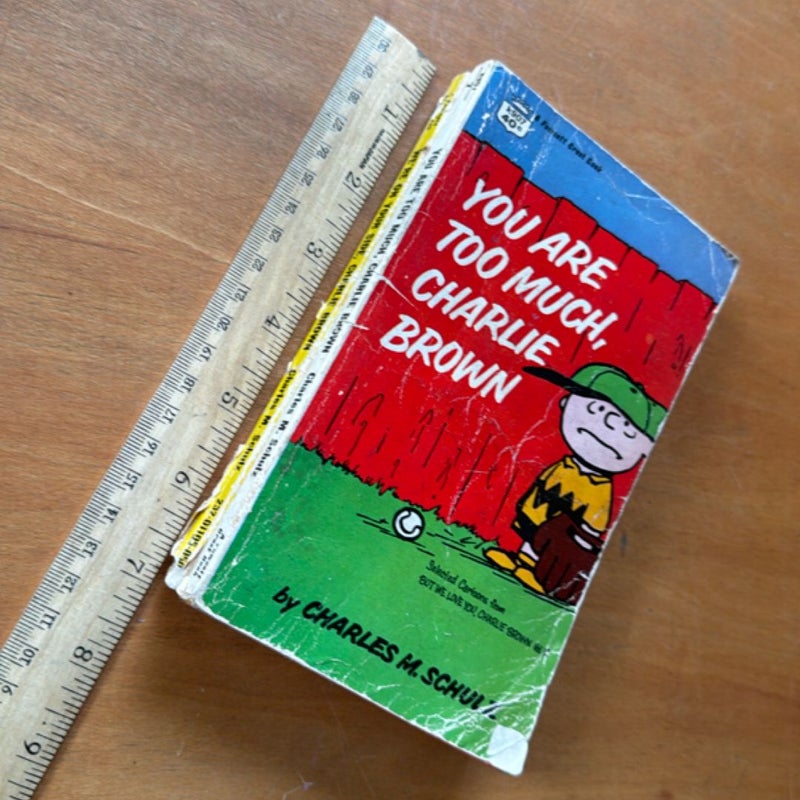 Peanuts Comic Books, lot of 2