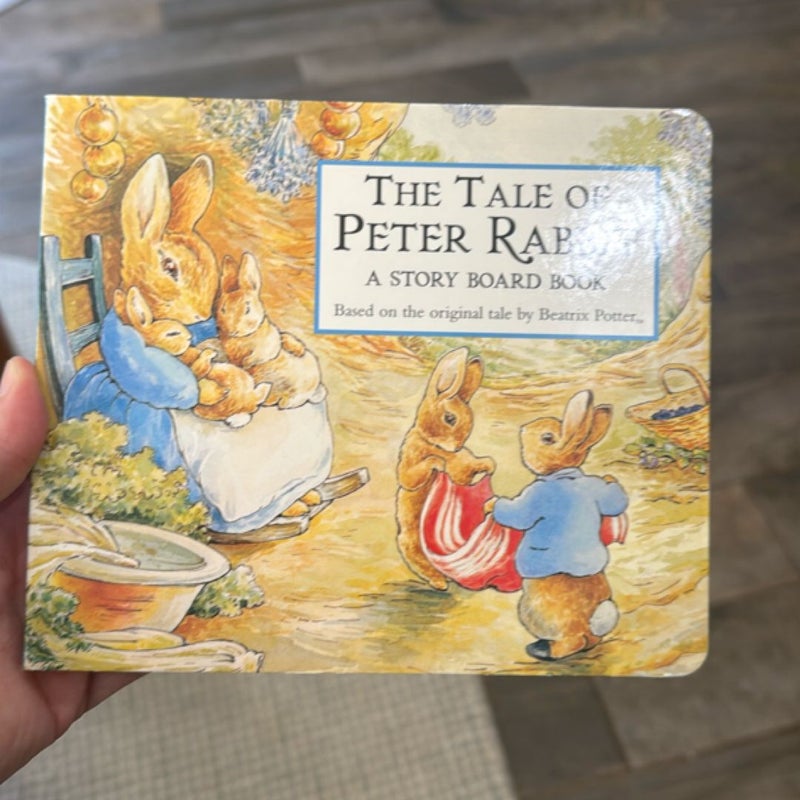 The Tale of Peter Rabbit Story Board Book