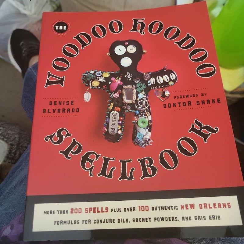 Voodoo Hoodoo Spellbook