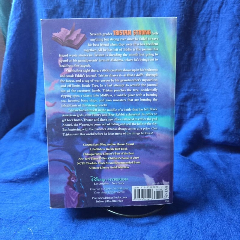 Tristan Strong Punches a Hole in the Sky (a Tristan Strong Novel, Book 1)