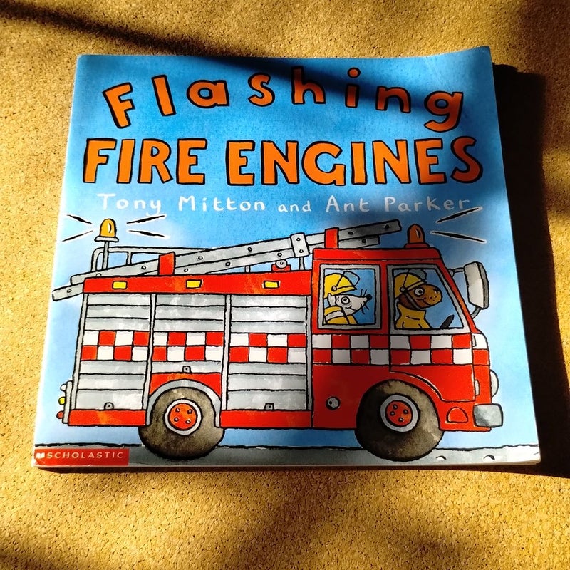 Flashing Fire Engines 
