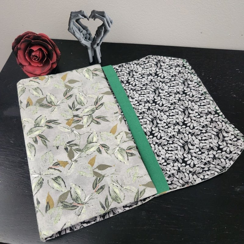 Reversible Book Cover - Large