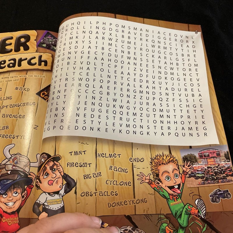 Monster Jam 2009 Official Souvenir Yearbook