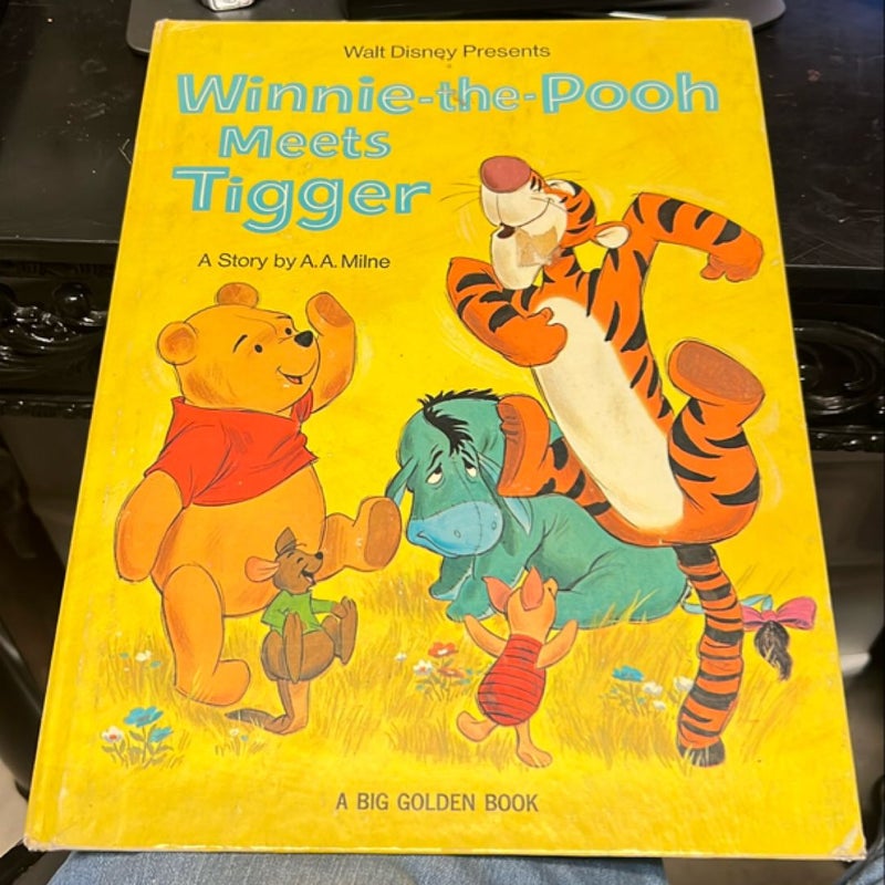 Winnie-the-Pooh Meets Tigger