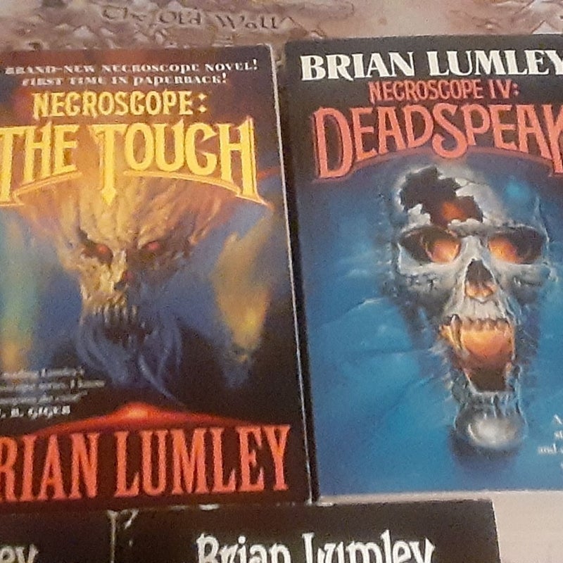 6 Brian Lumley Necroscope book lot : Necroscope, Vamphyri!, The Source, Deadspeak, The Touch, Invaders