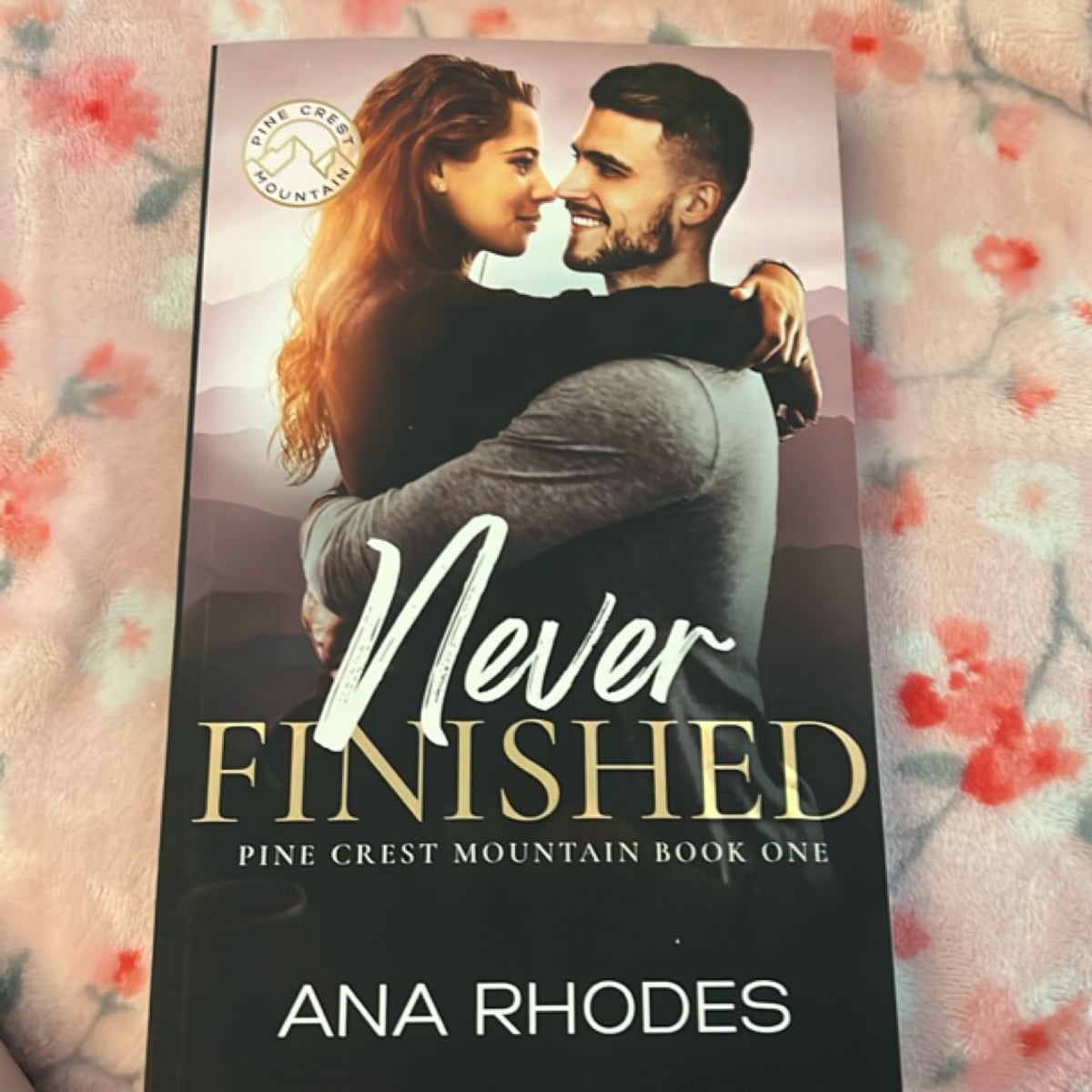Never Finished by Ana Rhodes, Paperback | Pangobooks