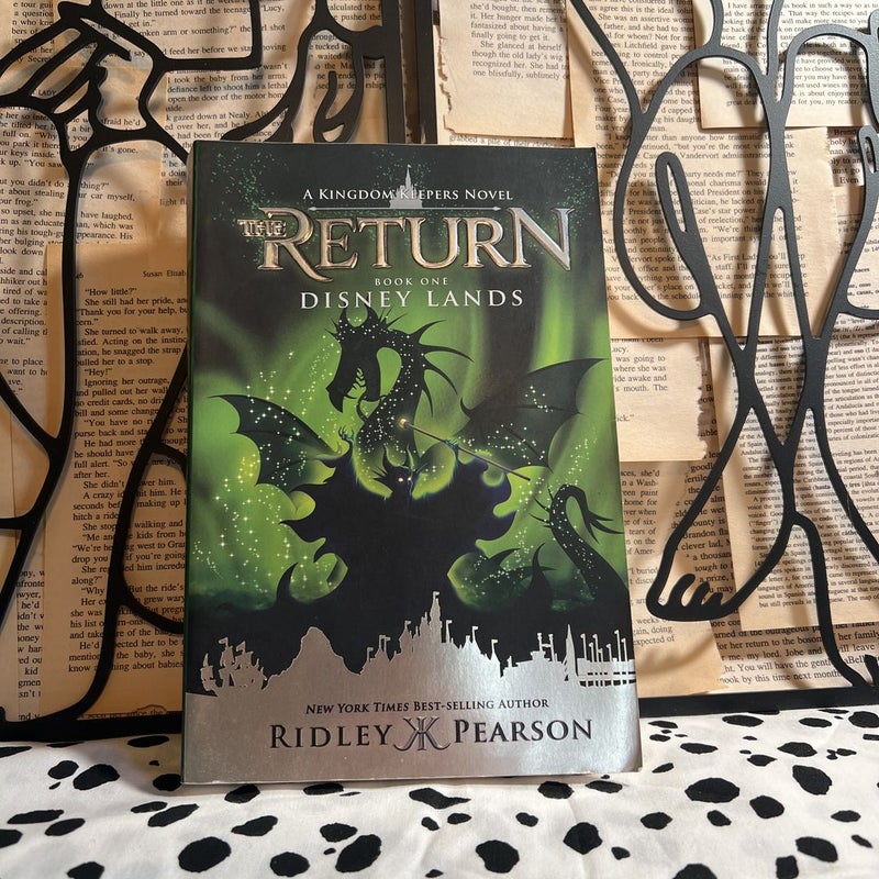 Kingdom Keepers: the Return Book One Disney Lands