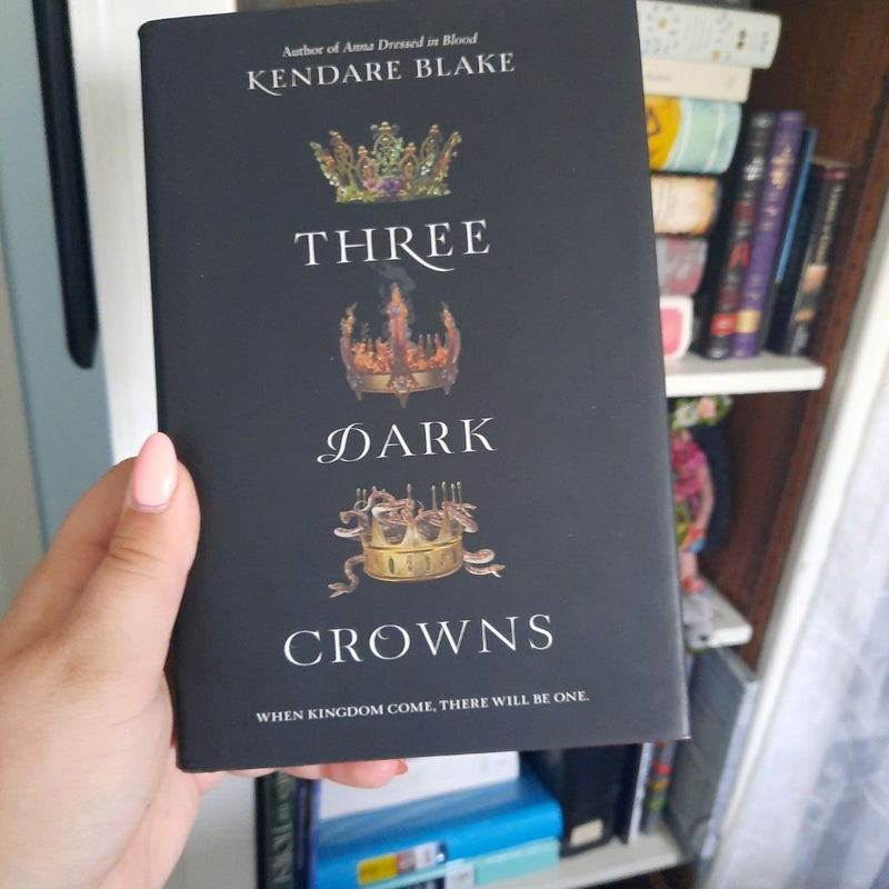 Three Dark Crowns