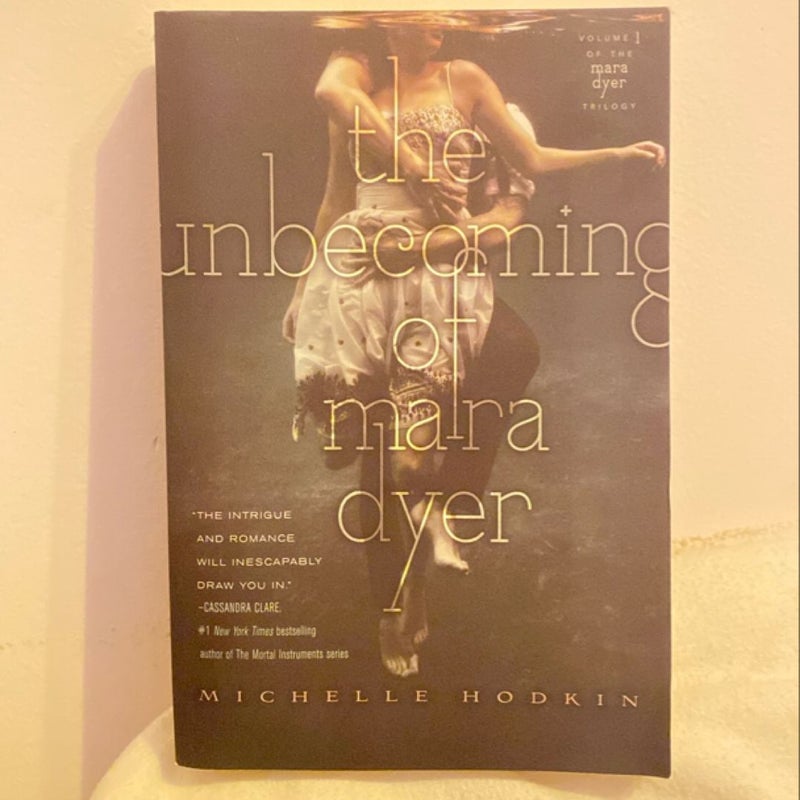 The Unbecoming of Mara Dyer