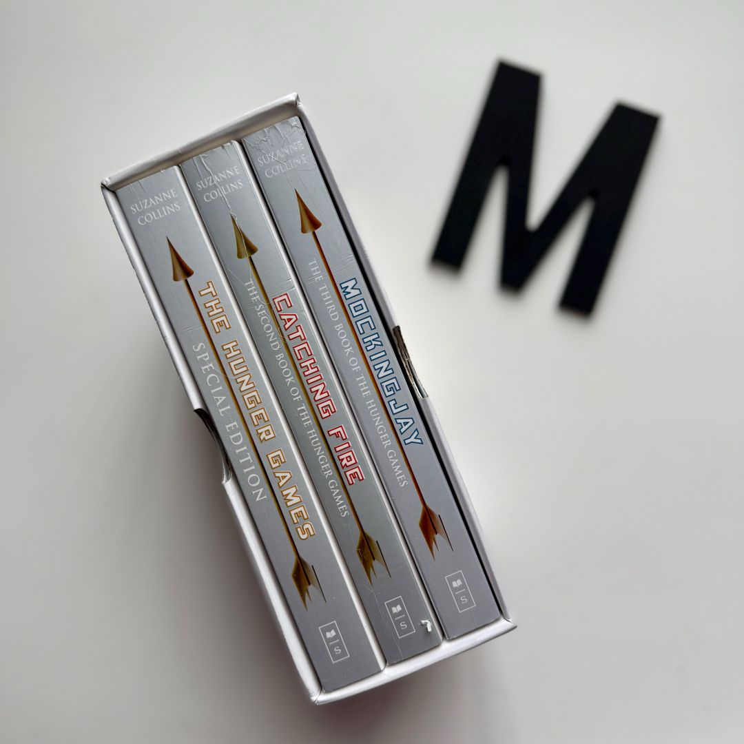 Hunger Games 4-Book Hardcover Box Set (the Hunger Games, Catching Fire, Mockingjay, the Ballad of Songbirds and Snakes)