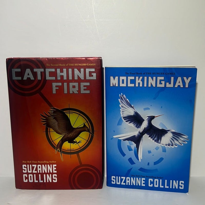 Hunger Games Series (2 Book) Bundle: Catching Fire (HB) & Mockingjay (PB) 