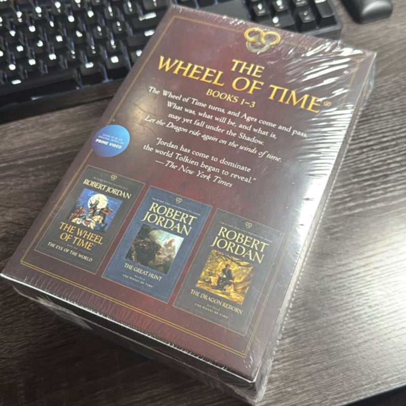 Wheel of Time Paperback Boxed Set I