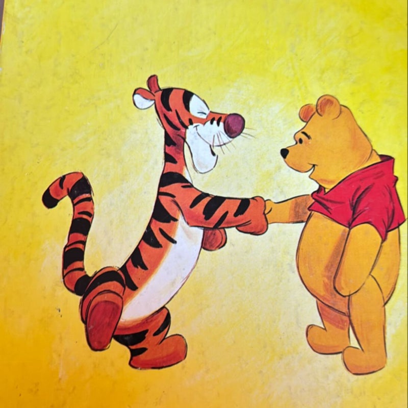 Winnie The Pooh Meets Tigger