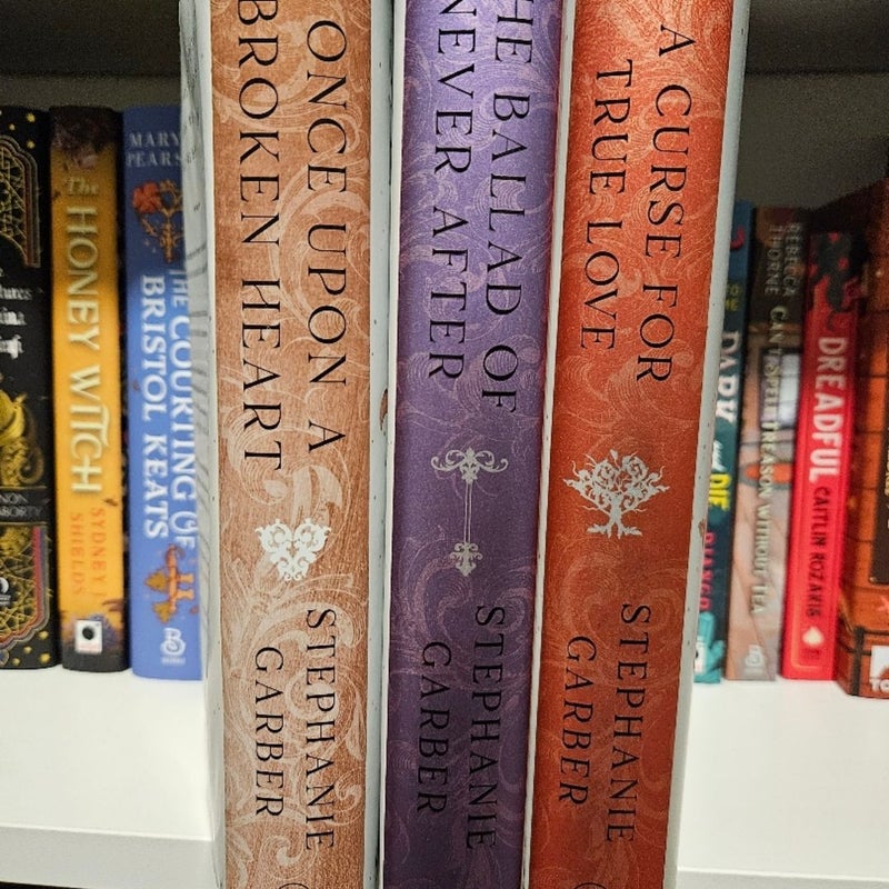 Once Upon a Broken Heart Trillogy (Owlcrate) and Faecrate Special Edition Sleeves