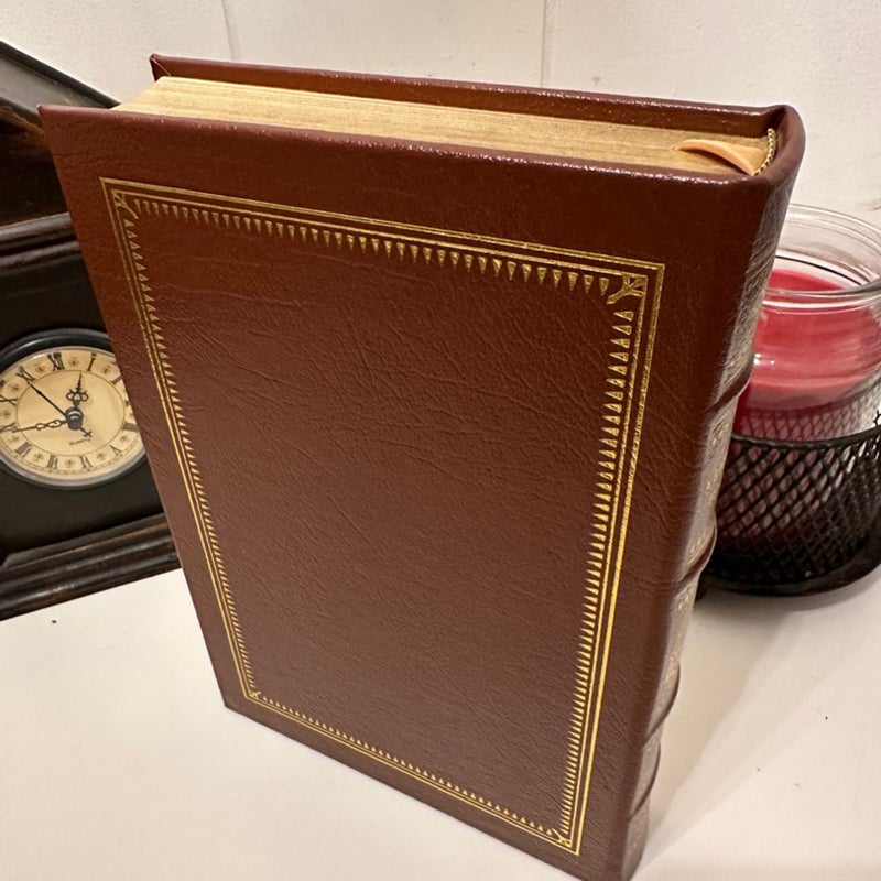 Easton Press Leather Classics “A Farewell To Arms” By Hemingway (1990) Collector’s Edition 100 Greatest books Ever Written 