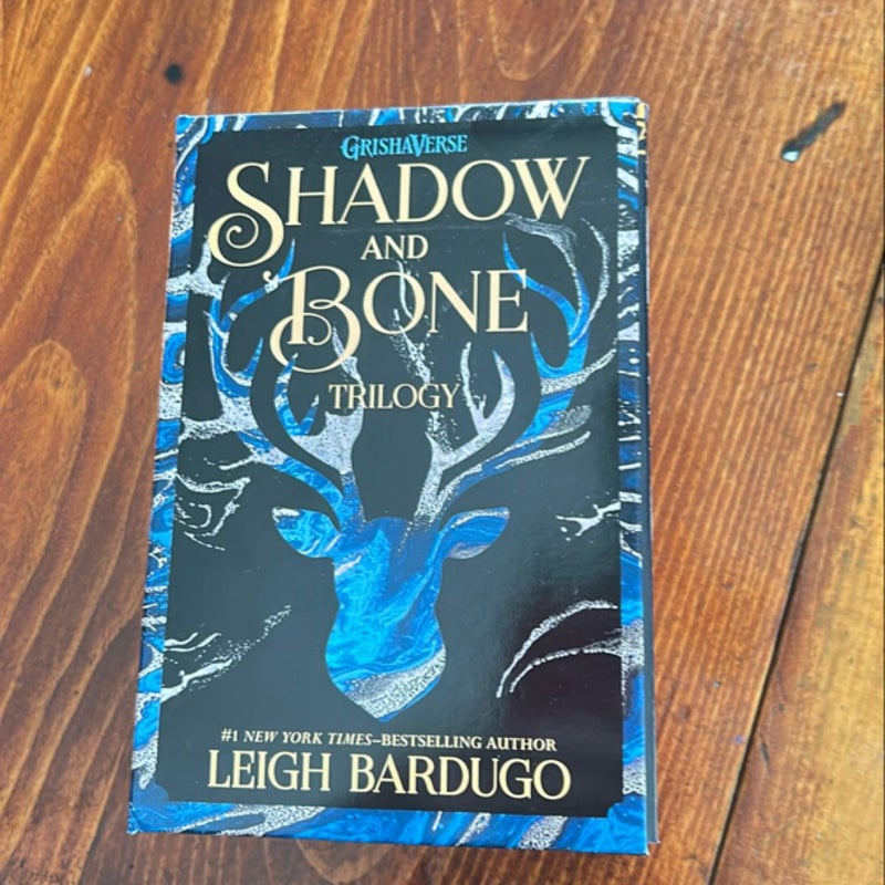 The Shadow and Bone Trilogy Boxed Set