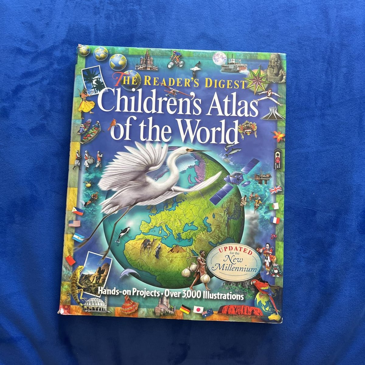 Children's Atlas of the World by Owen Weldon, Hardcover | Pangobooks