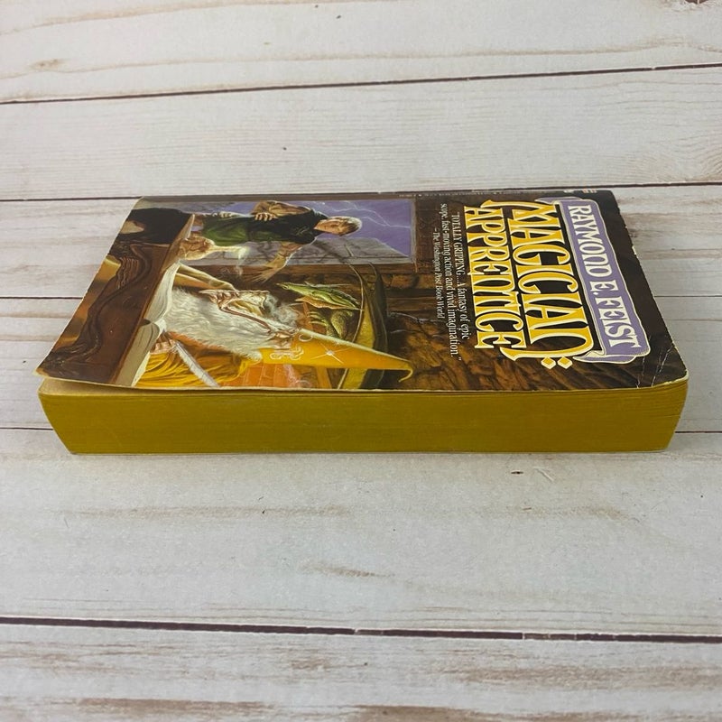 Magician: Apprentice by Raymond E. Feist - 1986 Bantam Paperback Book