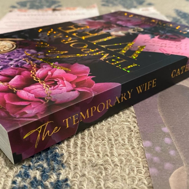 Signed - The Temporary Wife by Catharina Maura