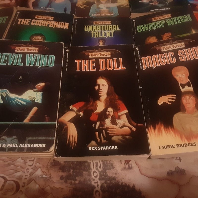 Dark Forces 13 Bantam book lot 