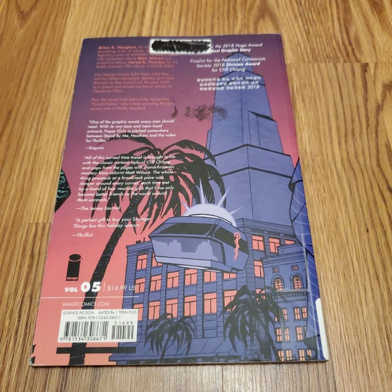 Paper Girls Volume 5