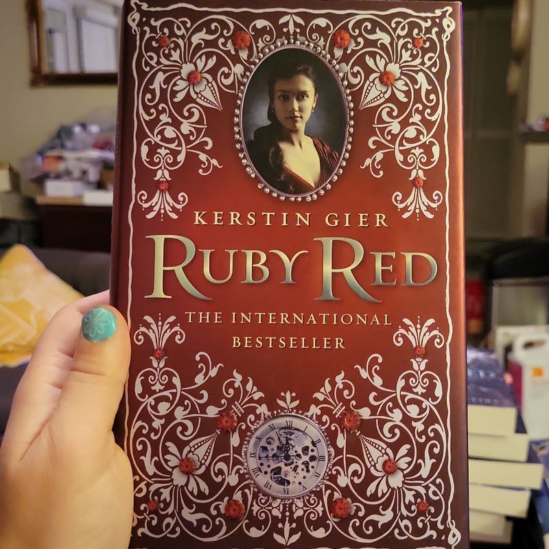 Ruby Red by Kerstin Gier; Anthea Bell, Hardcover | Pangobooks