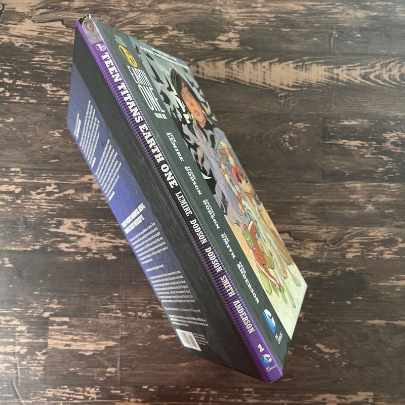 Teen Titans: Earth One Vol. 1