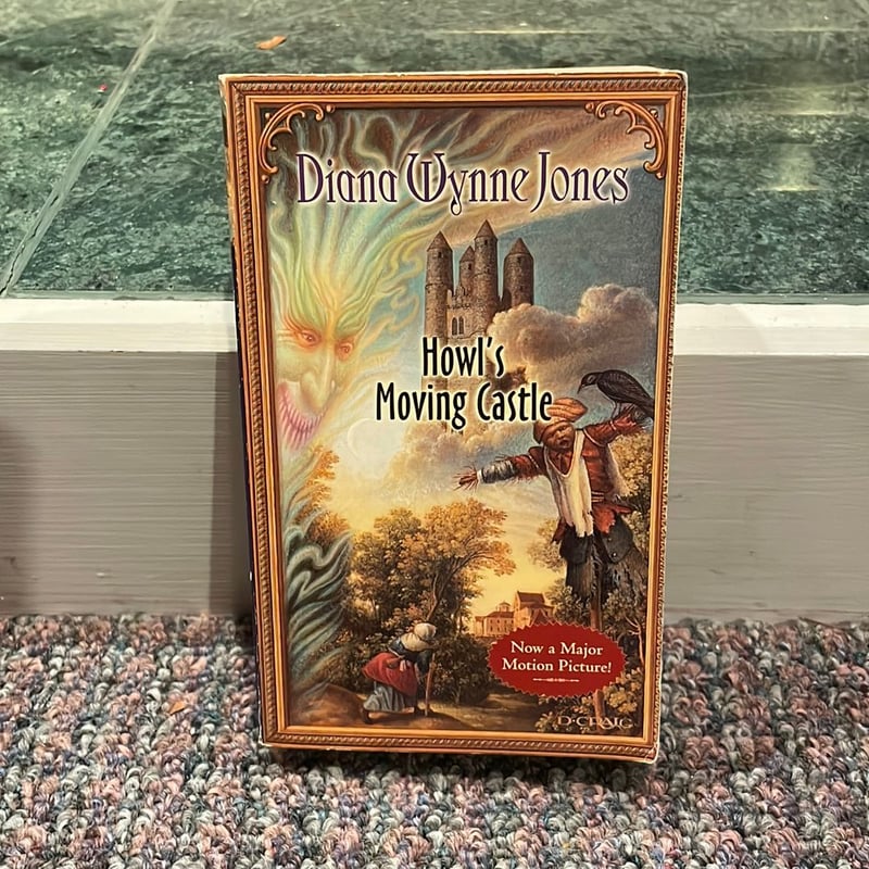 Howl's Moving Castle by Diana Wynne Jones, Paperback | Pangobooks