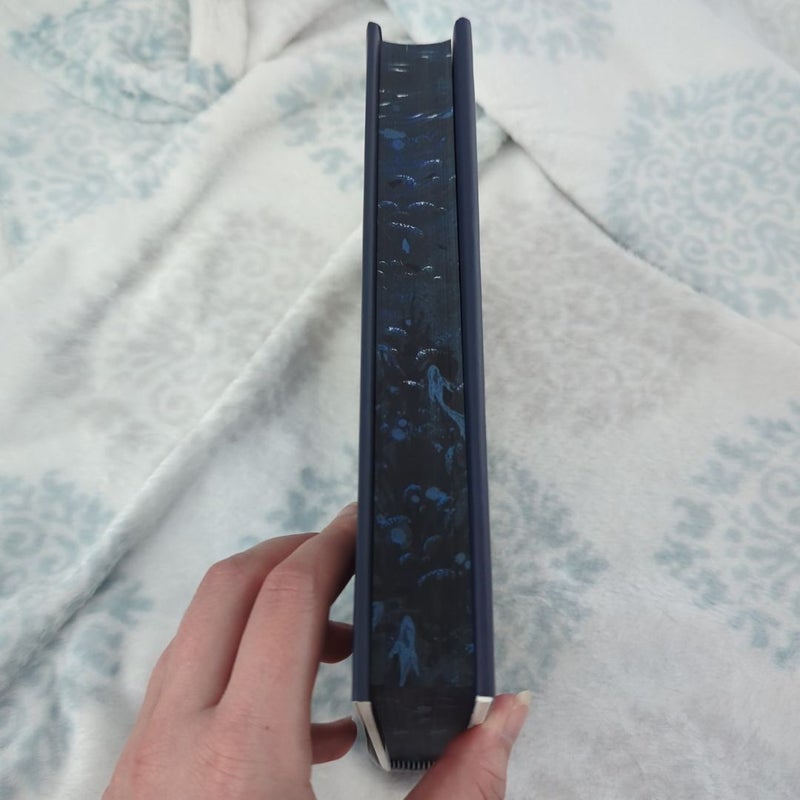 SIGNED ILLUMICRATE A Dark And Drowning Tide 