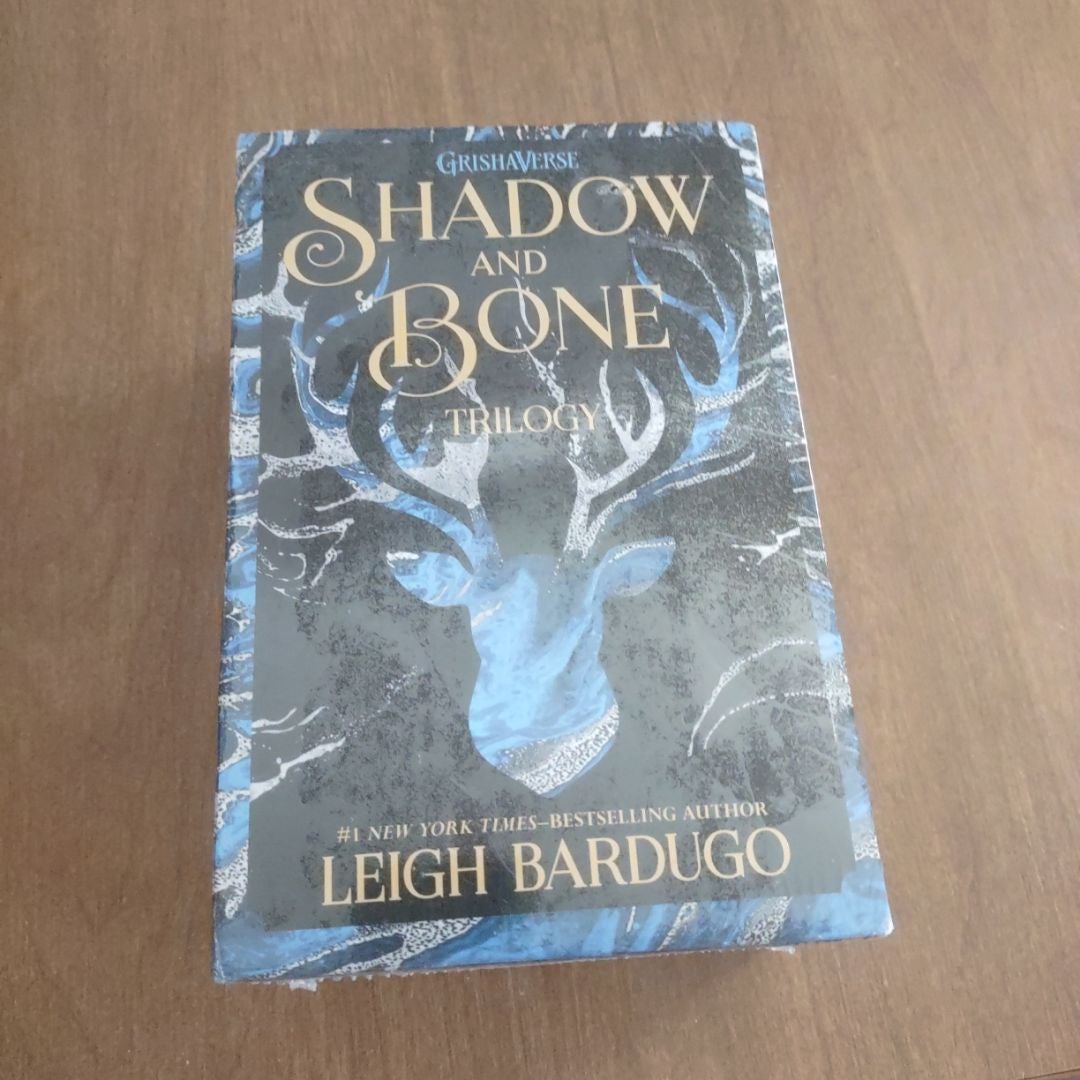 The Shadow and Bone Trilogy Boxed Set