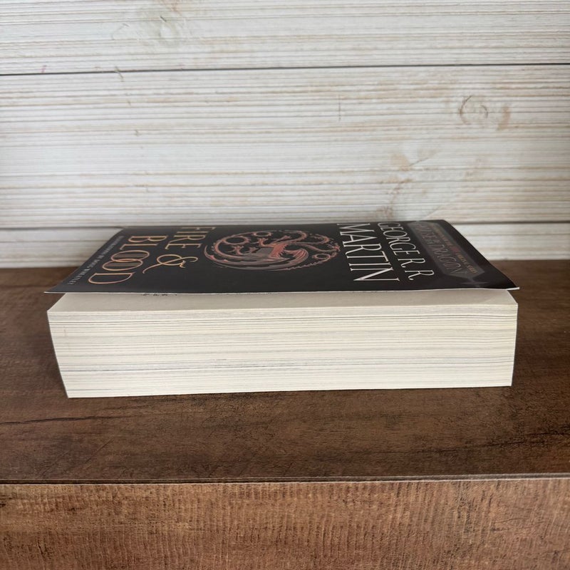 Fire and Blood (HBO Tie-In Edition)