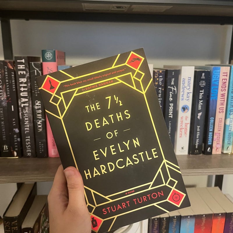 The 7½ Deaths of Evelyn Hardcastle